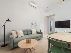 4 Bedroom Apartment - Main Square
